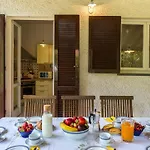 La Meridiana 8&1, Emma *