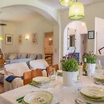 La Meridiana 8&1, Emma וילה